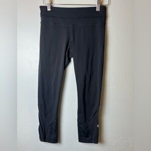 Lululemon Cropped Black Leggings Size 4